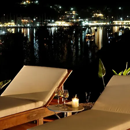 Holiday home Amapola Boutique Mit Meerzugang Phos